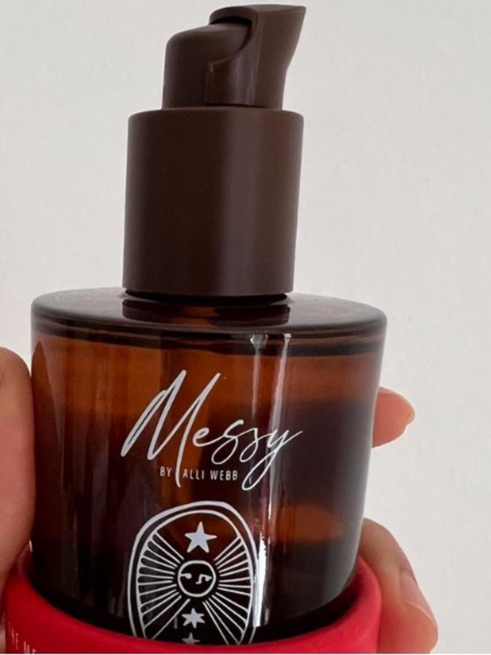 Messy by Allie Webbe Overnight Repair Hair Serum in Pump Bottle NEW! FULL SIZE! - Picture 3 of 3